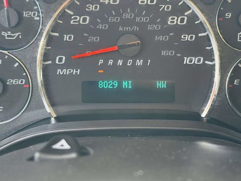 Used 2025 Chevrolet Express 3500 LT w/ LT Preferred Equipment Group RWD image 25
