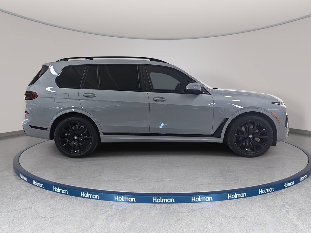 Certified 2024 BMW X7 xDrive40i w/ M Sport Package AWD/4WD image 4