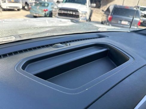 Used 2022 Chevrolet Silverado 2500 Custom w/ Snow Plow Prep/Camper Package AWD/4WD image 64