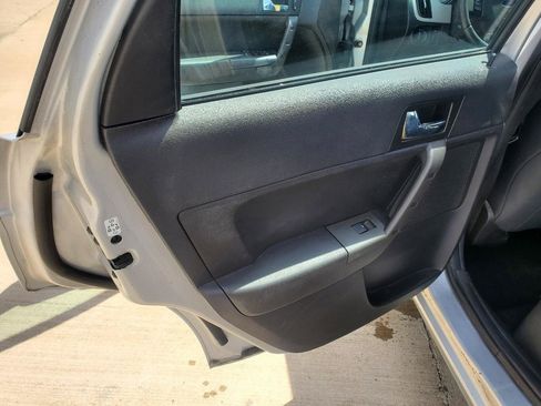 Used 2009 Ford Focus SES image 13