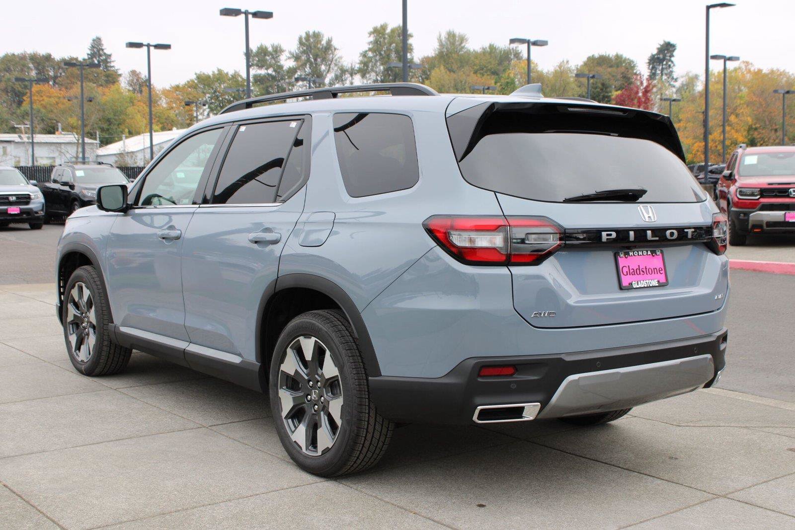 New 2026 Honda Pilot Elite image 3