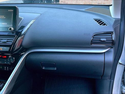 Used 2024 Mitsubishi Eclipse Cross LE image 15