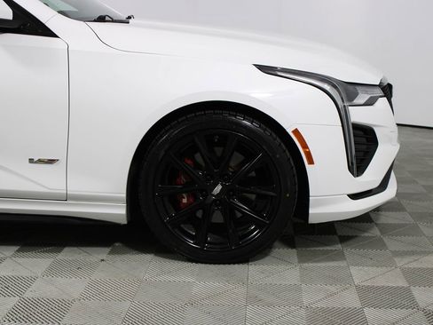 Used 2020 Cadillac CT4 V w/ Climate Package RWD image 47