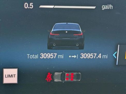 Used 2023 BMW 330i Sedan w/ Driving Assistance Package image 11