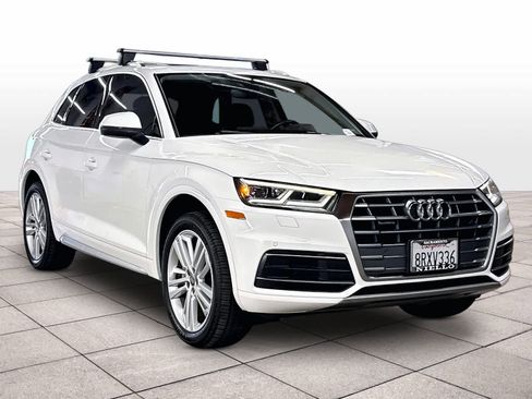 Used 2018 Audi Q5 2.0T Premium Plus w/ Premium Plus Package AWD/4WD image 2