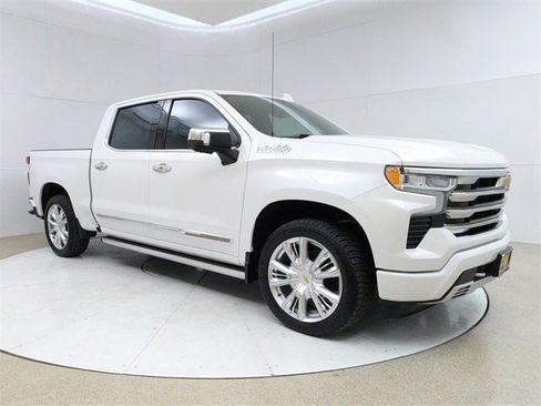 Used 2022 Chevrolet Silverado 1500 High Country w/ Technology Package image 1