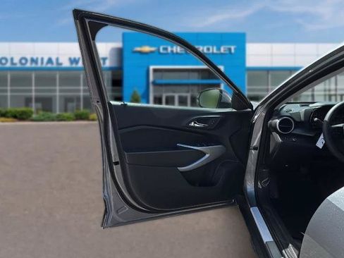 New 2026 Chevrolet Trax LS w/ LS Convenience Package FWD image 24