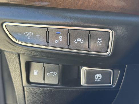 Used 2019 Genesis G90 5.0 Ultimate image 25