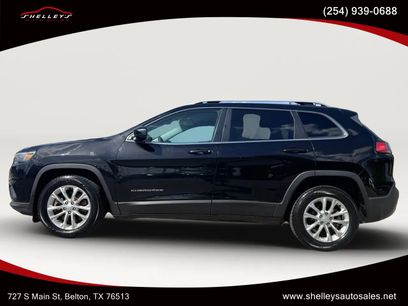 Used 2019 Jeep Cherokee Latitude w/ Popular Appearance Group