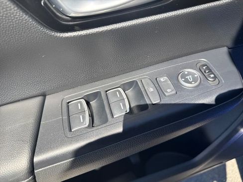 Used 2023 Honda CR-V EX-L image 10