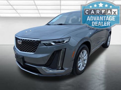 Used 2022 Cadillac XT6 Luxury w/ LPO, Floor Liner Package FWD image 30
