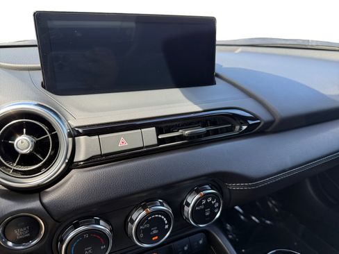 Used 2025 MAZDA MX-5 Miata RF Grand Touring RWD image 12
