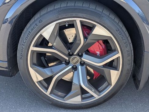 Used 2024 Audi RS Q8 w/ Black Optic Package image 10