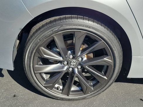 Used 2024 Toyota Corolla SE w/ SE Package FWD image 7