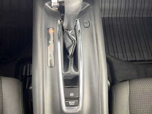 Used 2019 Honda HR-V EX image 27