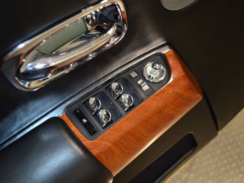Used 2009 Rolls-Royce Phantom Drophead Coupe RWD image 20