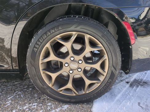 Used 2016 Chrysler 300 S w/ 300S Premium Group image 14