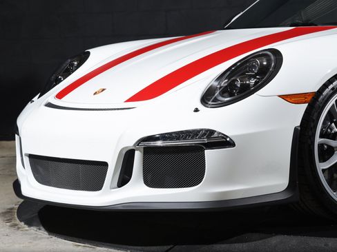 Used 2016 Porsche 911 R RWD image 38
