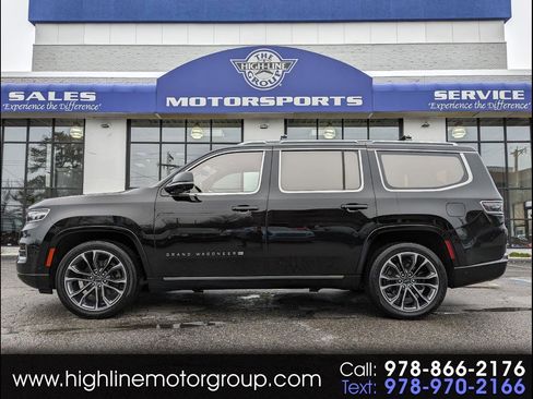 Used 2022 Jeep Grand Wagoneer Series III w/ Rear Seat Video Group 1 image 1