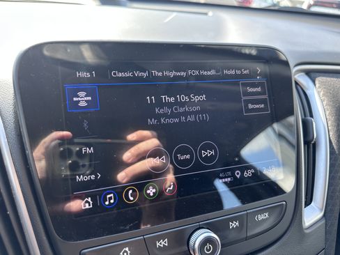 Used 2023 Chevrolet Malibu LT w/ LPO, Floor Liner Package image 17