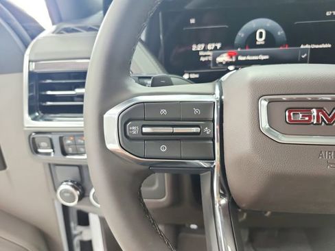 New 2026 GMC Yukon Elevation image 24