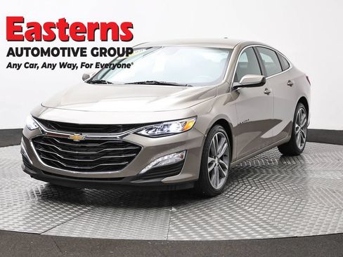 Used 2024 Chevrolet Malibu LT FWD image 1