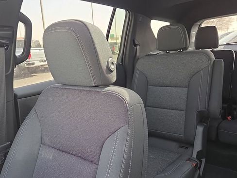 New 2026 Chevrolet Traverse LT w/ Sun and Wheel Package image 10