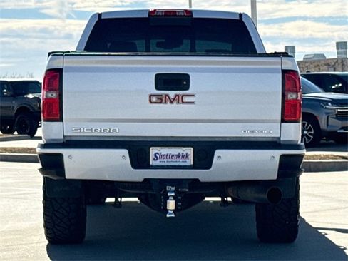 Used 2019 GMC Sierra 2500 Denali w/ Duramax Plus Package image 7