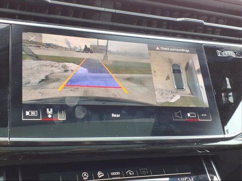 Used 2021 Audi Q7 2.0T Premium Plus image 17