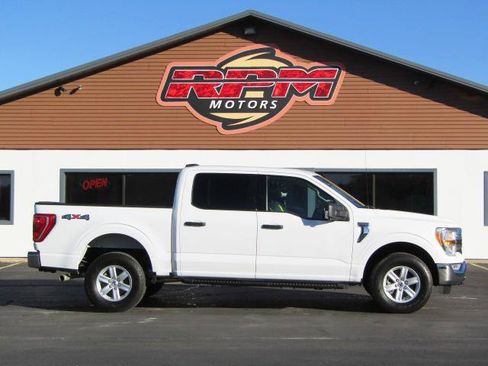 Used 2021 Ford F150 XLT w/ Equipment Group 301A Mid AWD/4WD image 3