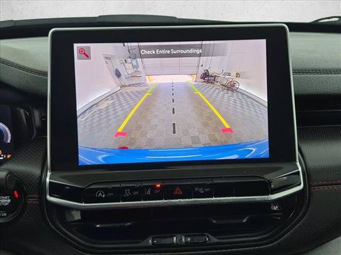 Certified 2025 Jeep Compass Trailhawk w/ Trailhawk Elite Group AWD/4WD image 14
