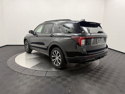 Used 2025 Ford Explorer ST-Line image 5
