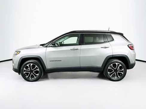 Used 2022 Jeep Compass Limited image 4