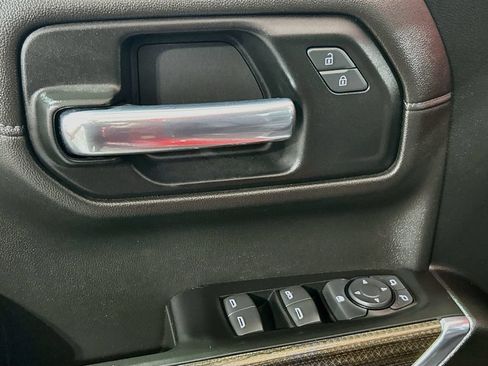 Used 2022 Chevrolet Silverado 1500 RST AWD/4WD image 15
