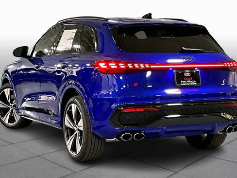 New 2025 Audi SQ5 Premium Plus image 12