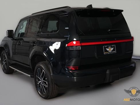 Used 2026 Lexus GX 550 image 7