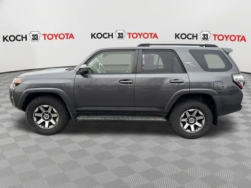 Used 2020 Toyota 4Runner TRD Off-Road image 3