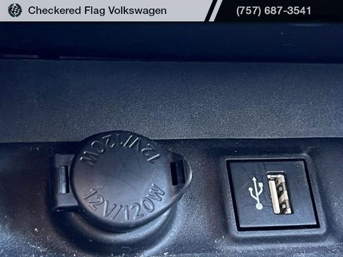 Used 2023 Toyota RAV4 XLE Premium image 44