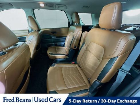 Used 2023 Nissan Pathfinder Platinum AWD/4WD image 32