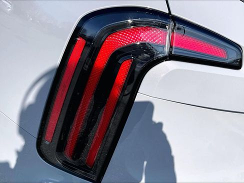 Used 2025 Kia Telluride EX X-Line image 29