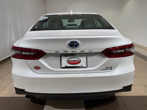 Certified 2022 Toyota Camry XLE image 4