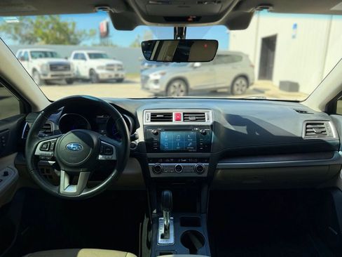 Used 2017 Subaru Outback 2.5i Limited image 27