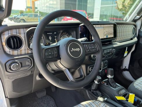 New 2026 Jeep Gladiator Sport AWD/4WD image 6