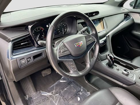 Certified 2024 Cadillac XT5 Premium Luxury AWD/4WD image 17