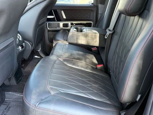 Used 2022 Mercedes-Benz G 550 image 32