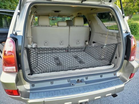 Used 2004 Toyota 4Runner Limited AWD/4WD image 40