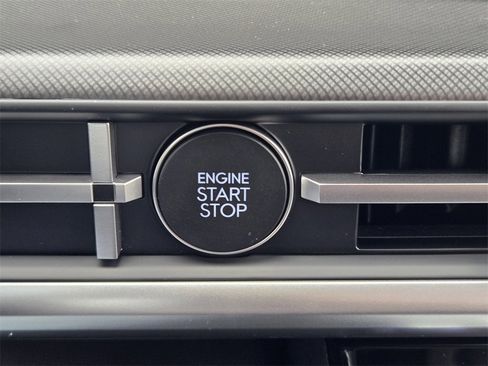 New 2026 Hyundai Santa Fe SE image 22