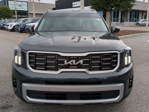 Certified 2023 Kia Telluride S w/ S Sunroof Package FWD image 9