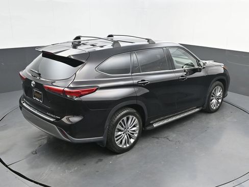 Used 2022 Toyota Highlander Platinum AWD/4WD image 34