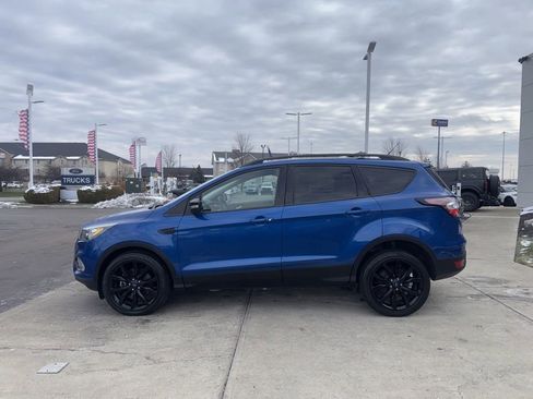 Used 2017 Ford Escape Titanium image 5